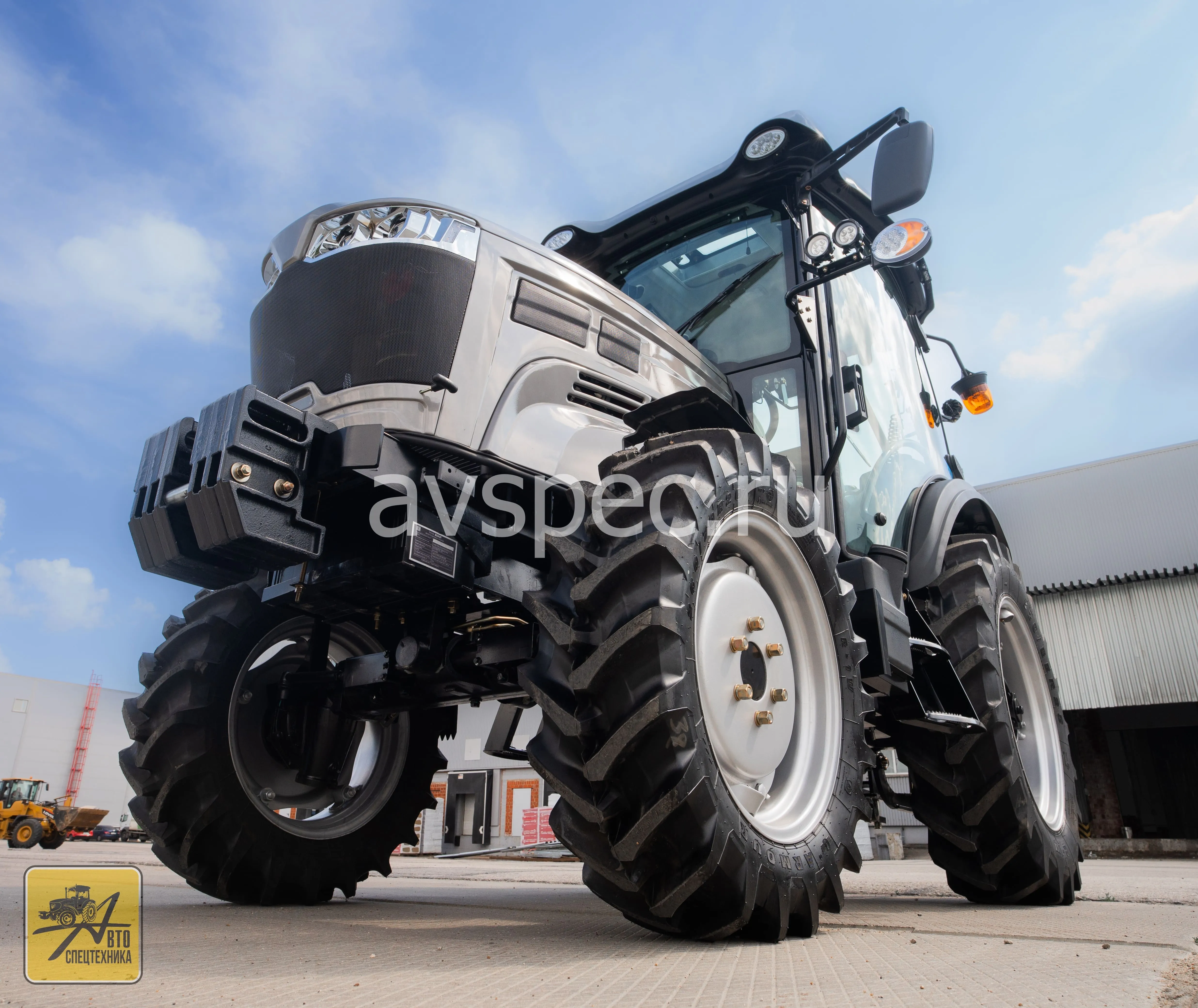 Трактор Scout Series TE G3 Premium